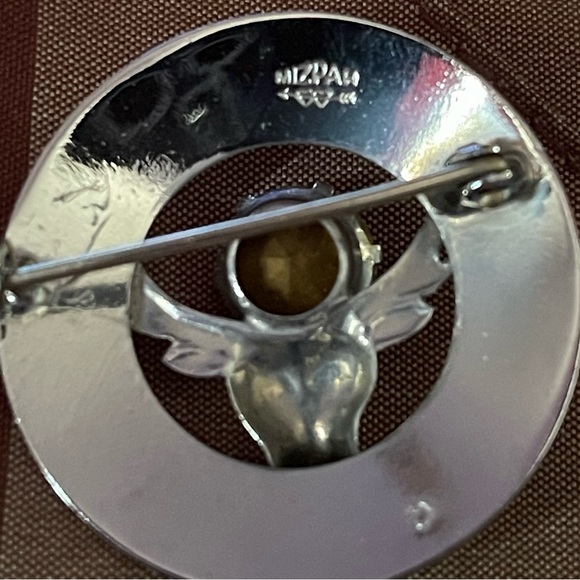 Mizpah Elk Silver Toned Faux Amber Brooch - Picture 4 of 6
